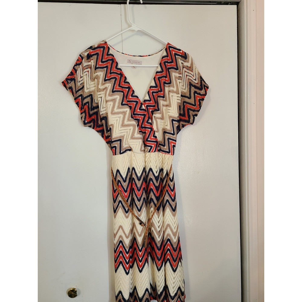 CB Established 1962 Women's Dress With Belt Size 6